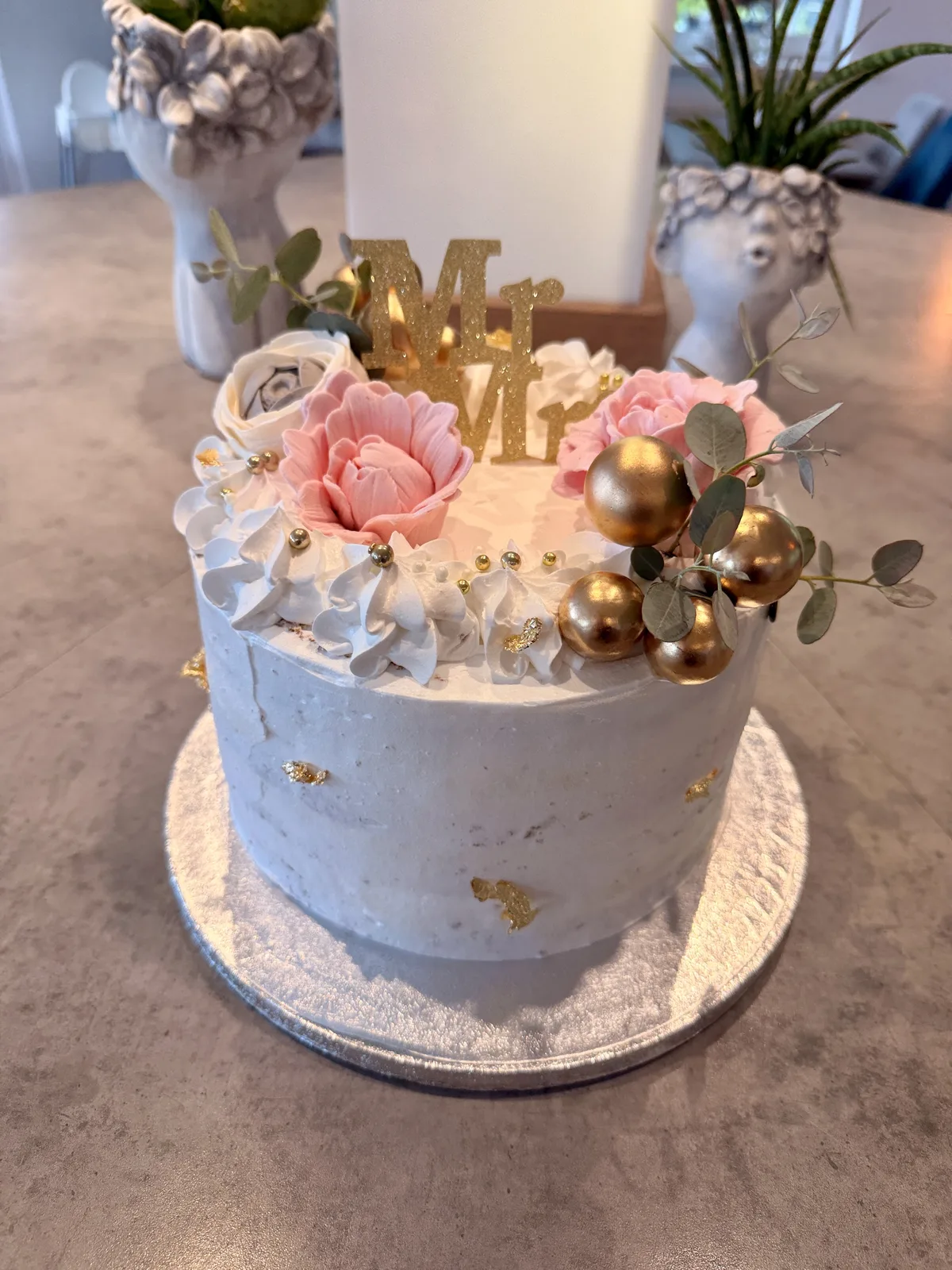Hochzeitstorte Mr & Mrs
